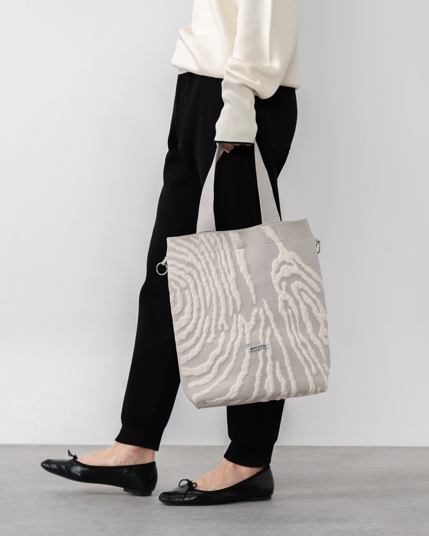 Wood cut Jacquard TOTE-Greige