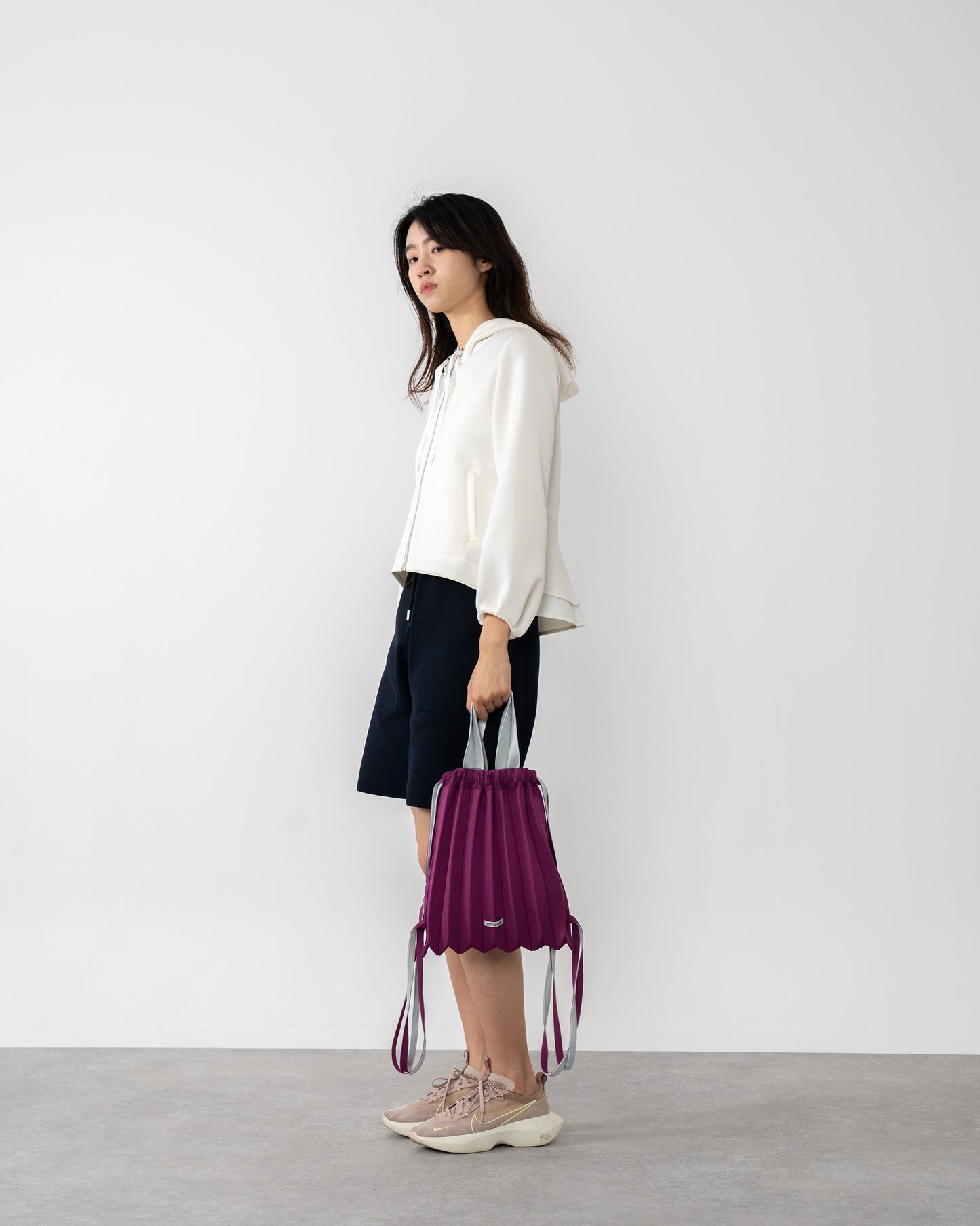 PLEATS BACKPACK-GRAPE