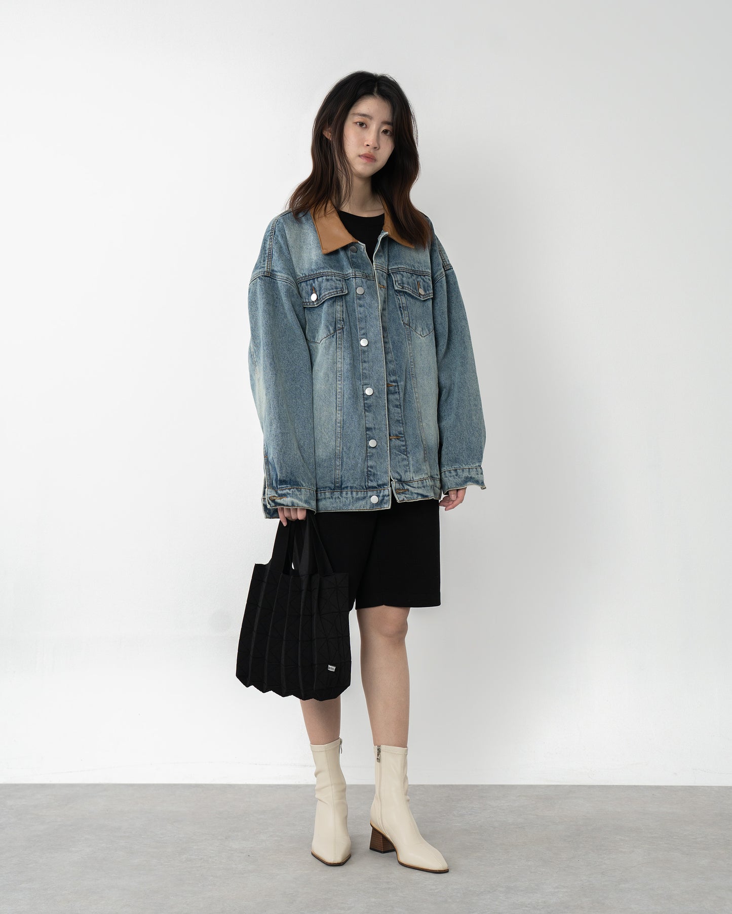 ORIGAMI PLEATS-BLACK
