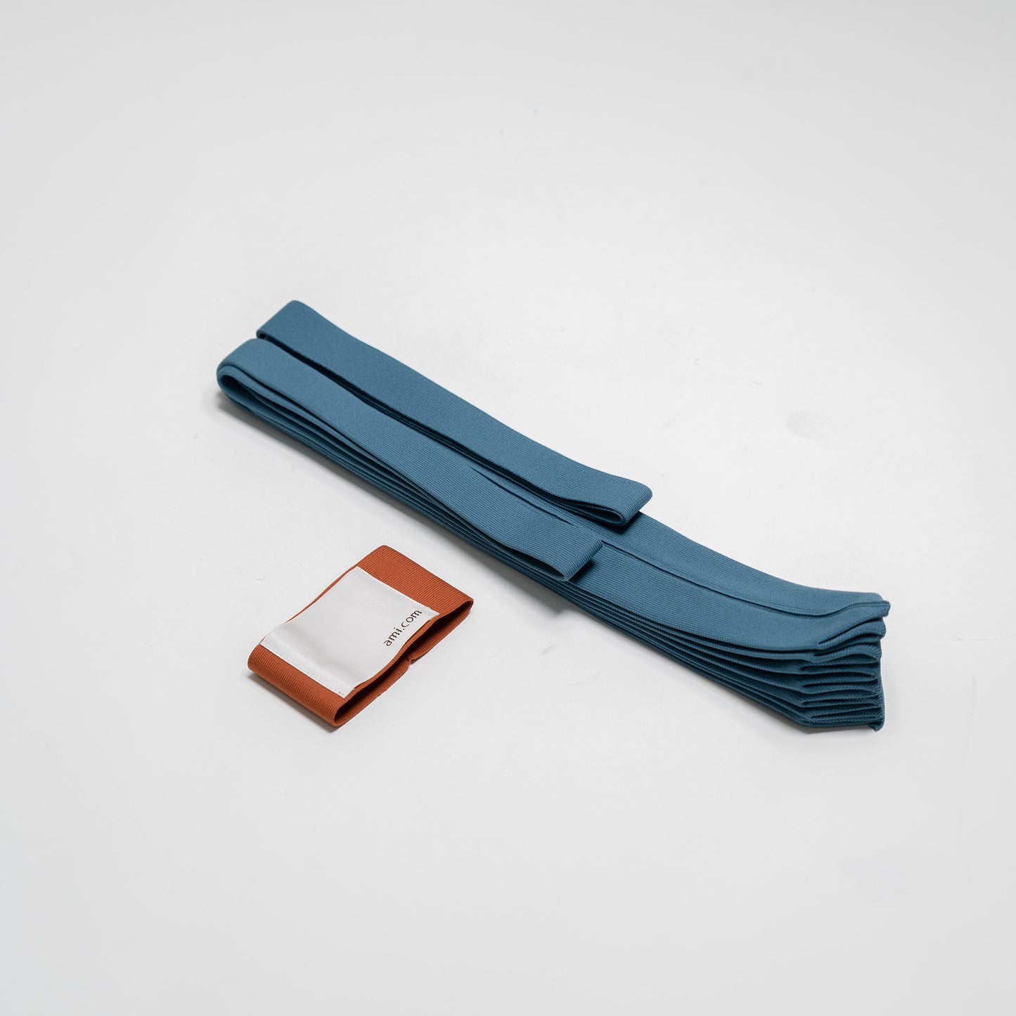 PLEATS KNIT BAG-Denim Blue