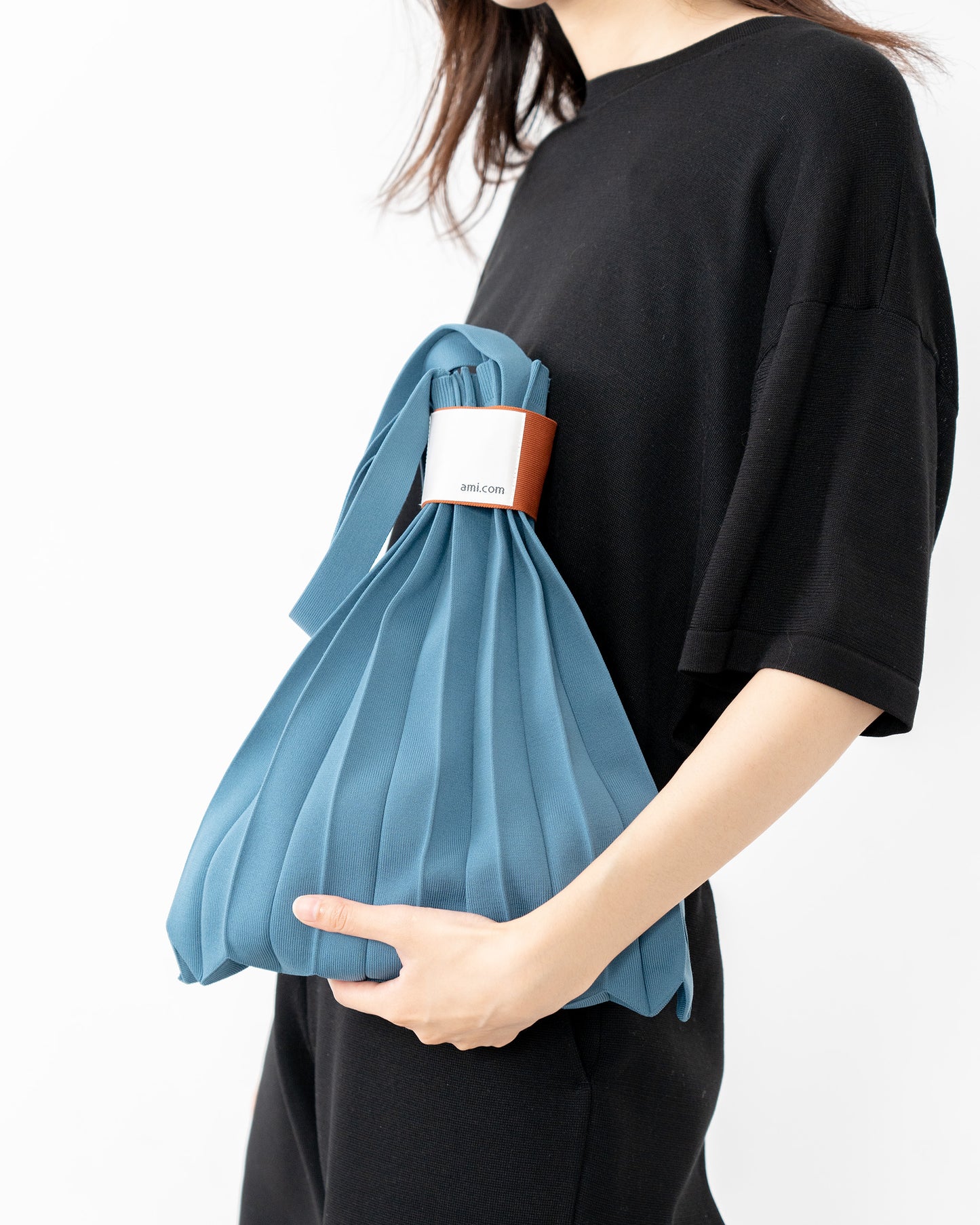 PLEATS KNIT BAG-Denim Blue