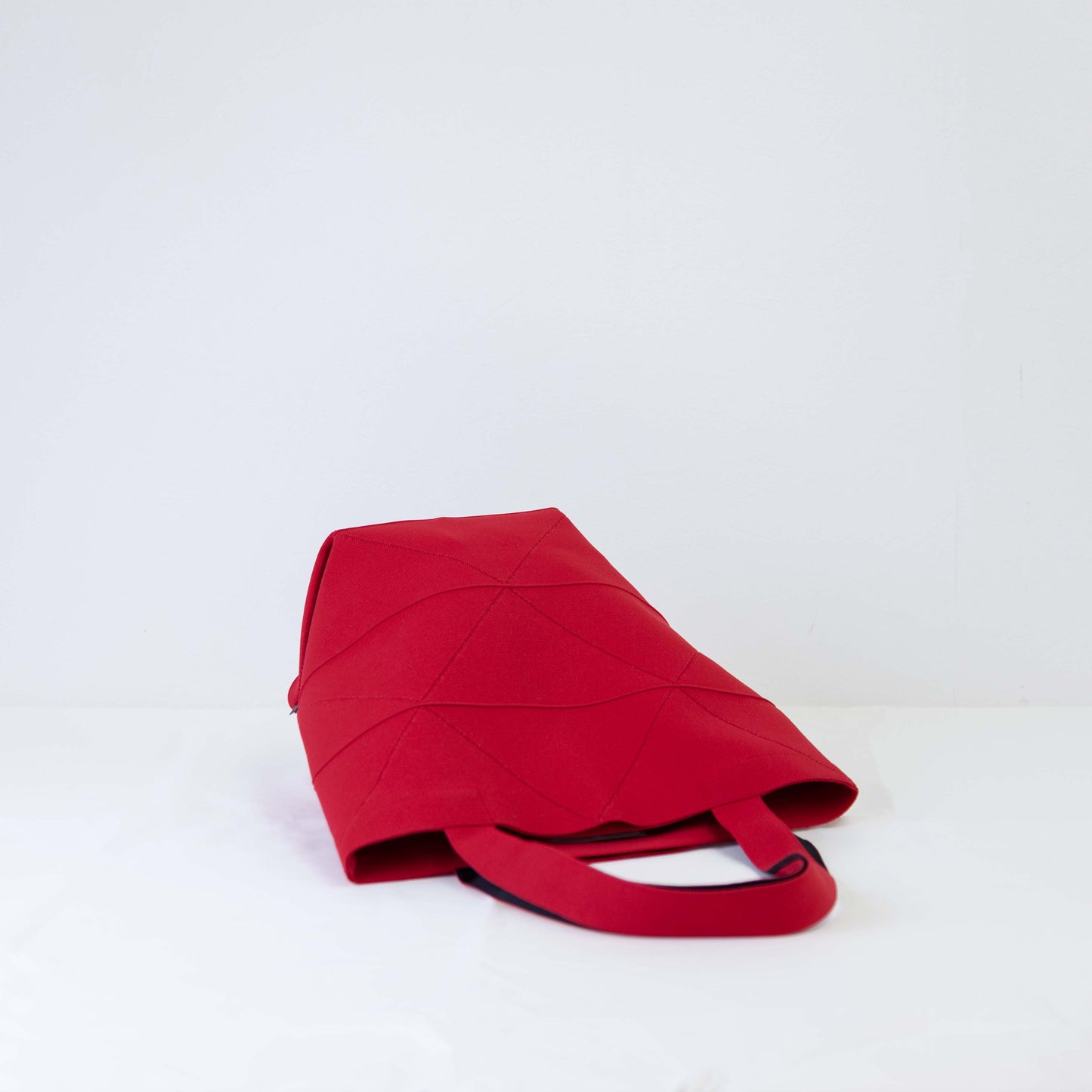 ORIGAMI KNIT BAG-RED