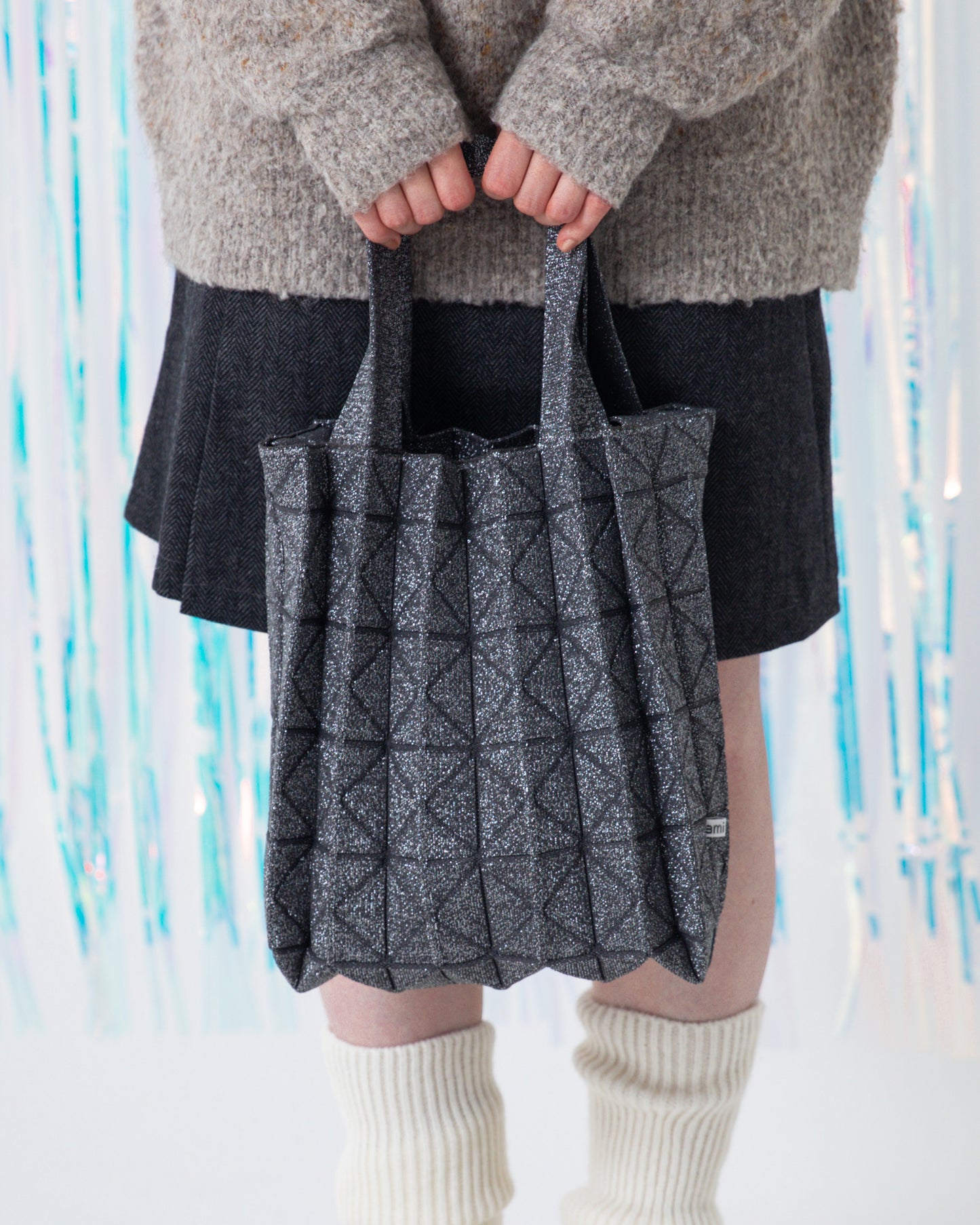 GLITTER ORIGAMI PLEATS-CHARCOAL