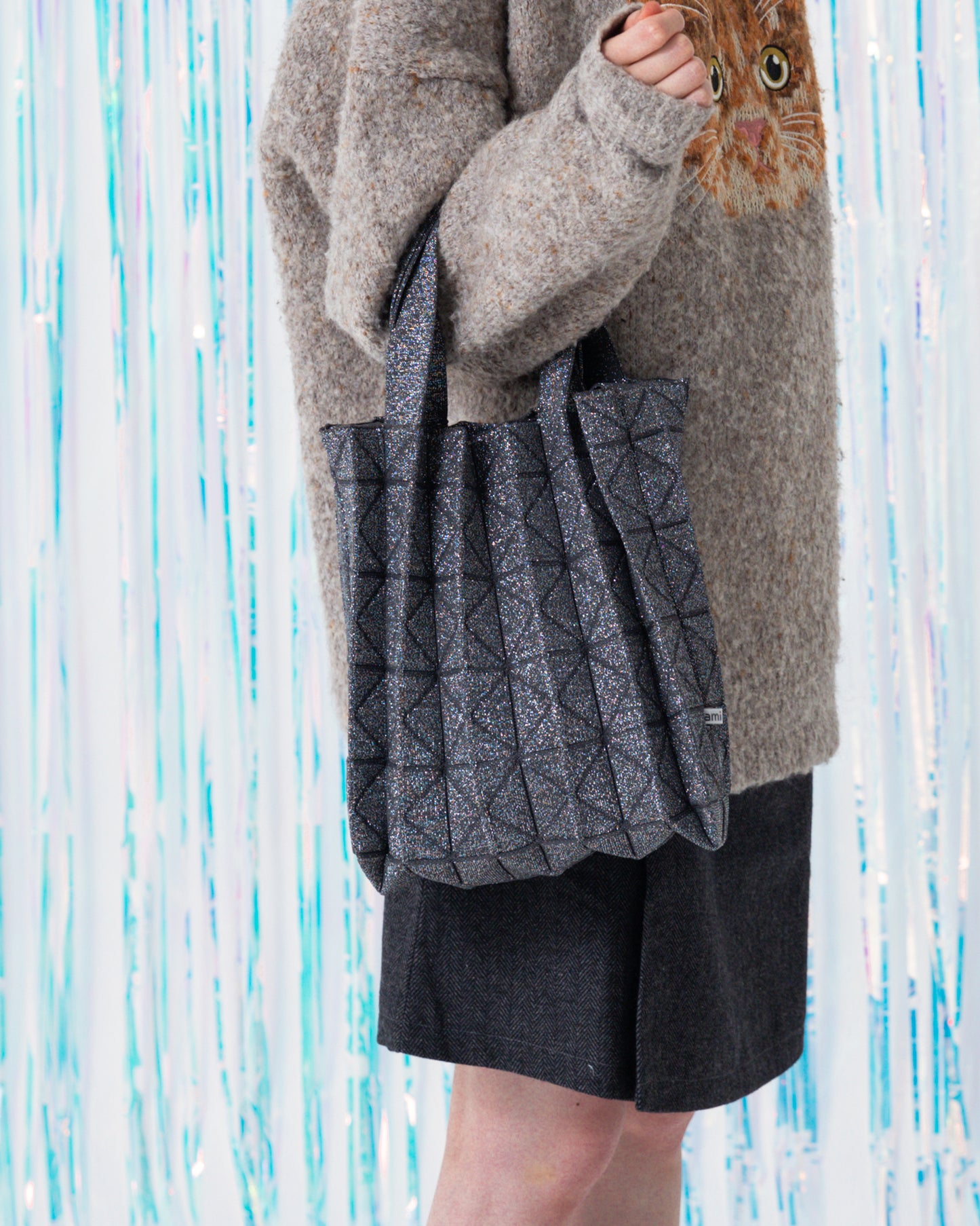 GLITTER ORIGAMI PLEATS-CHARCOAL