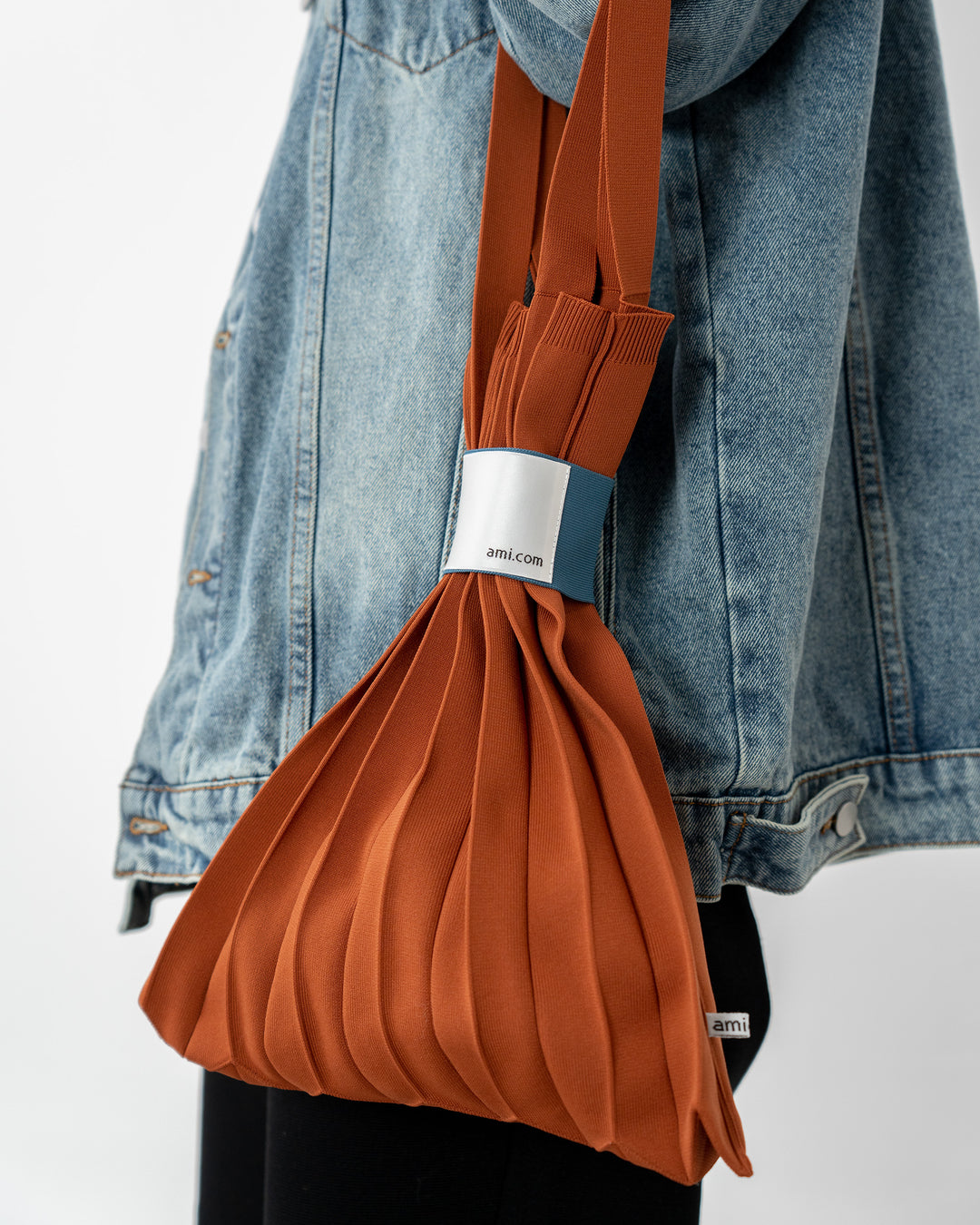 PLEATS KNIT BAG-Dark Orange – amicom