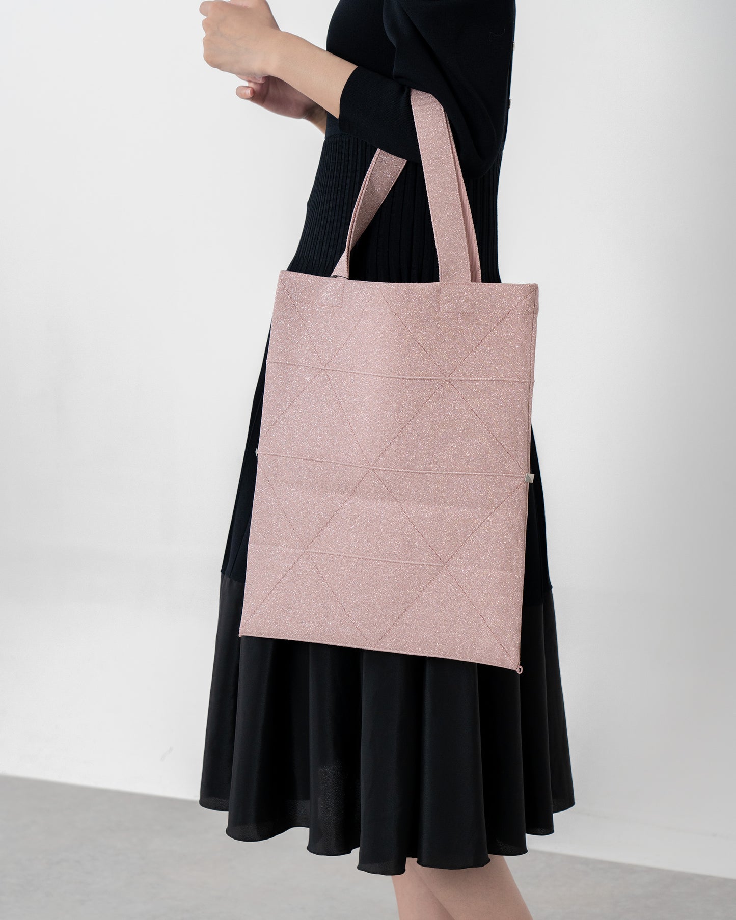 ORIGAMI KNIT BAG-SPARK PINK