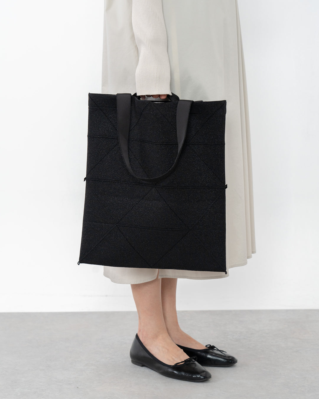amicom」ORIGAMI KNIT BAG-SHINING BLACK折り紙バッグ